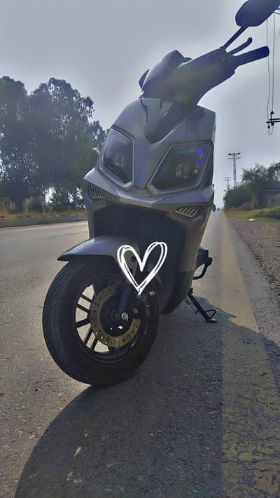 Metro thrill pro lush condition  , Watsapp me for more details