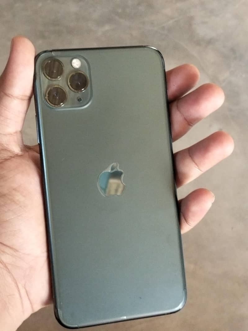 iPhone 11 Pro Max 11