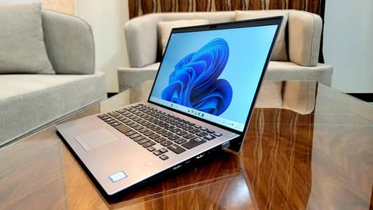 Laptop Sony VAIO | Core i5, 8th Gen | Ultra-Slim Premium Design