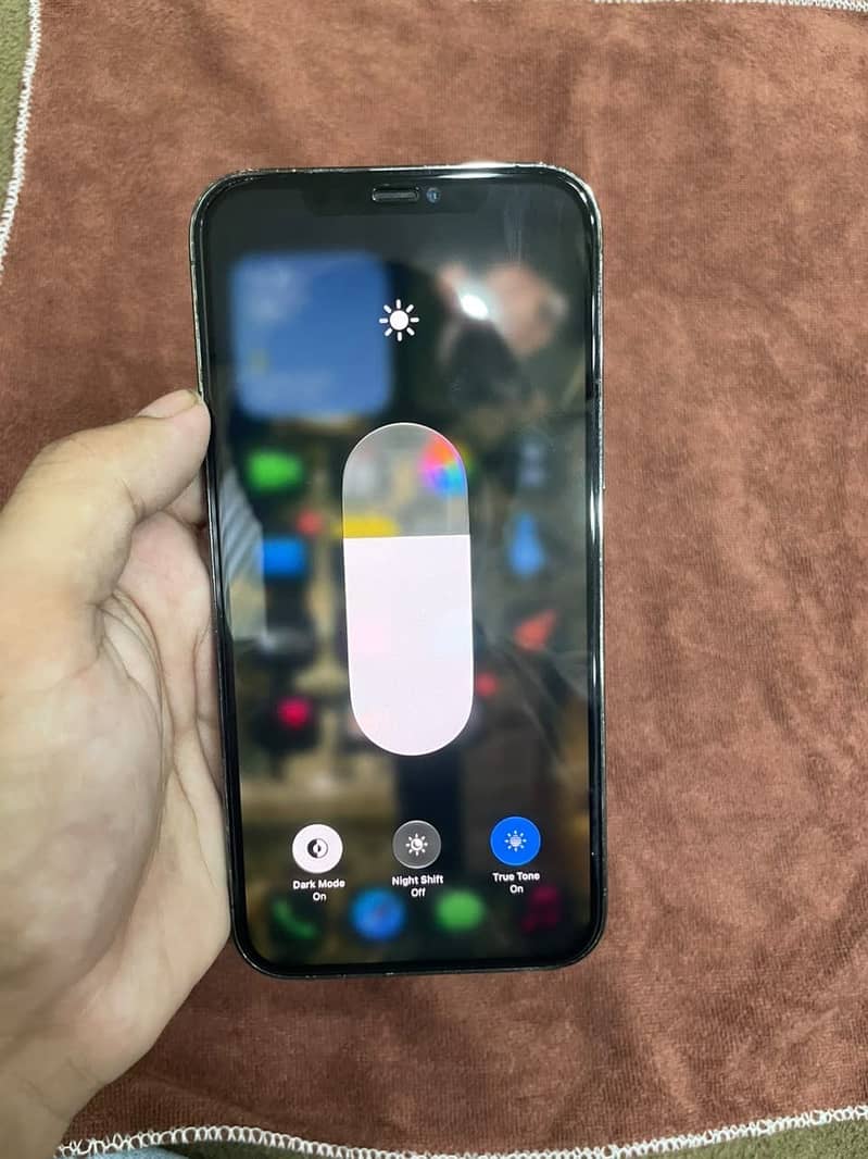 Apple iPhone 12 Pro Max 3