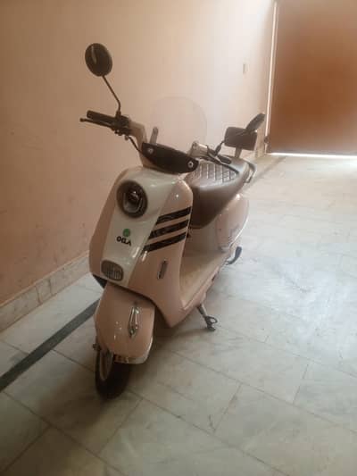 "OKLA Electric Scooty good condition lightly used  battery perfect