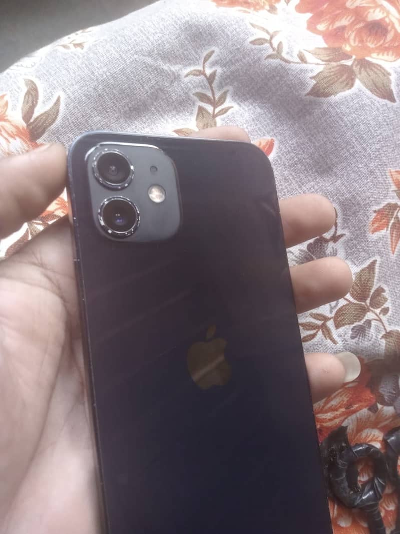 Apple iPhone 12 5