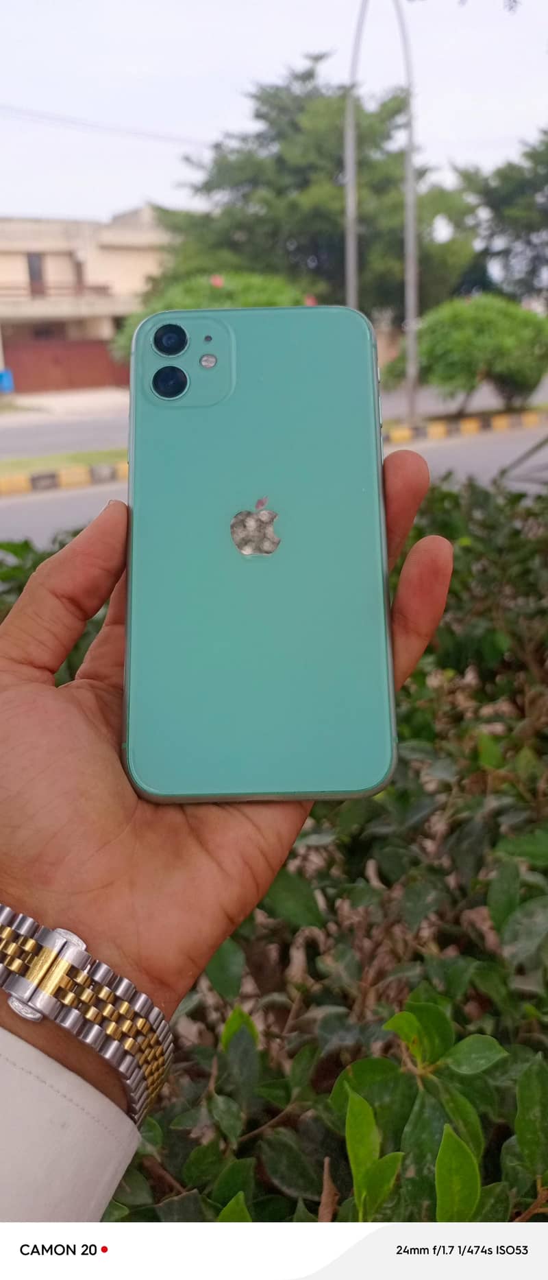 Apple iPhone 11 0