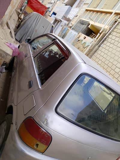 Daihatsu Cuore 2003