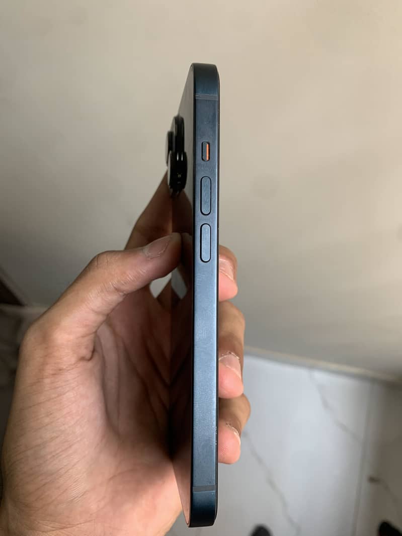 Apple iPhone 14 0