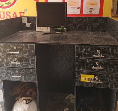 cash counter/ reception desk