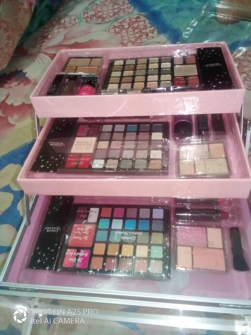 makeup box USA 2