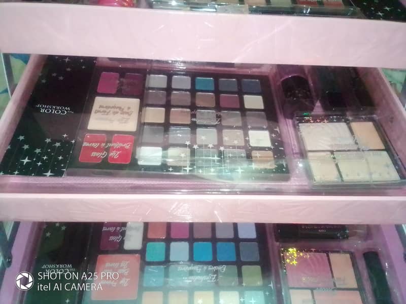 makeup box USA 7