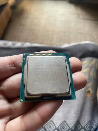 Intel Xeon E3 1240v2(Very clean condition)