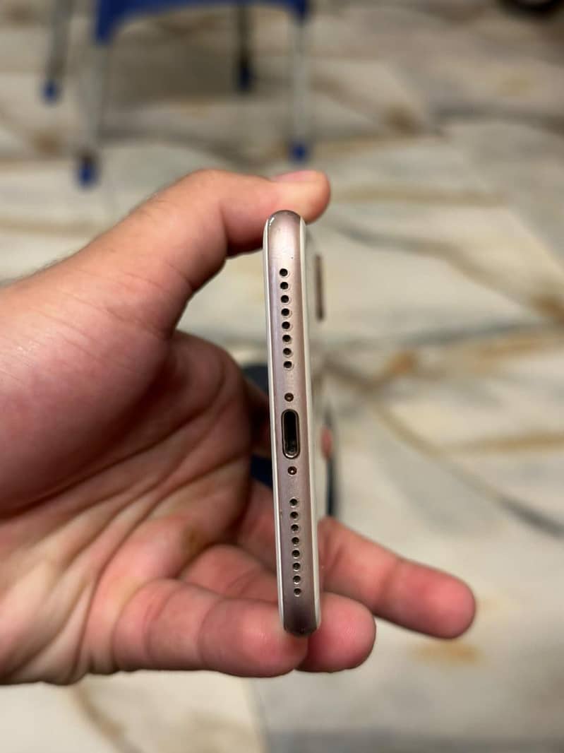 Apple iPhone 7 Plus 3