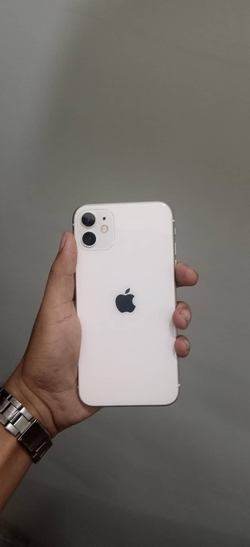 Apple iPhone 11 0