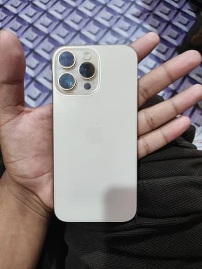 Apple iPhone 16 Pro Max