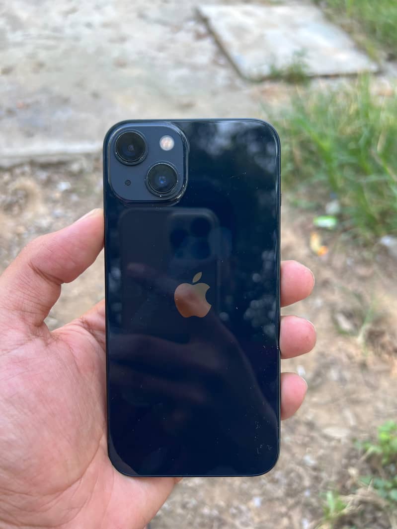 Apple iPhone 13 3