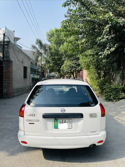 Nissan AD Van 2006