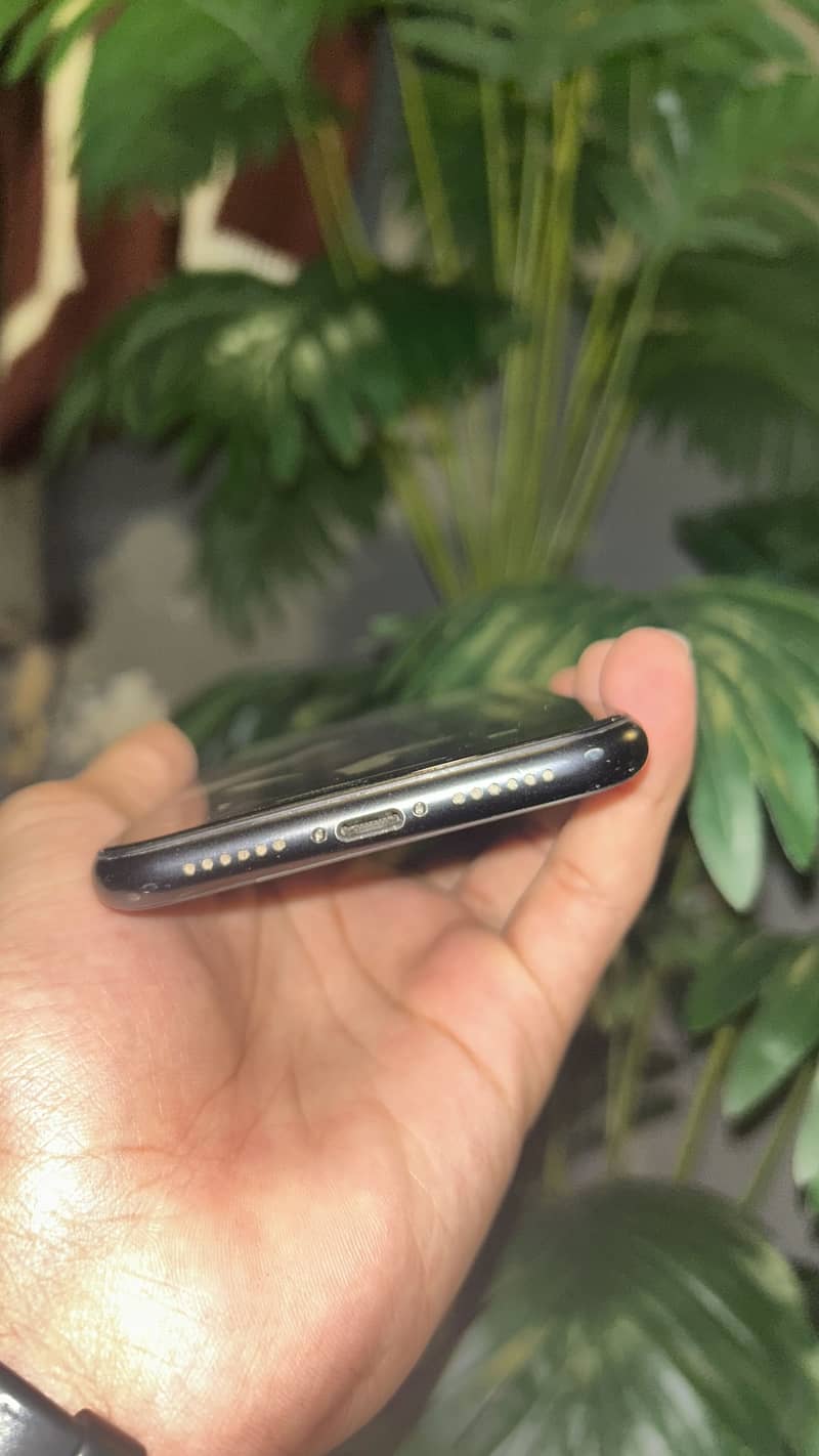 Apple iPhone X 1