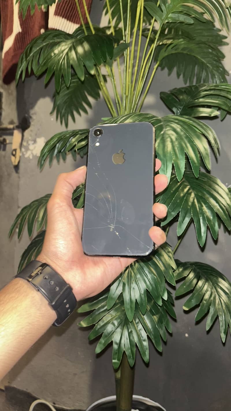 Apple iPhone X 3