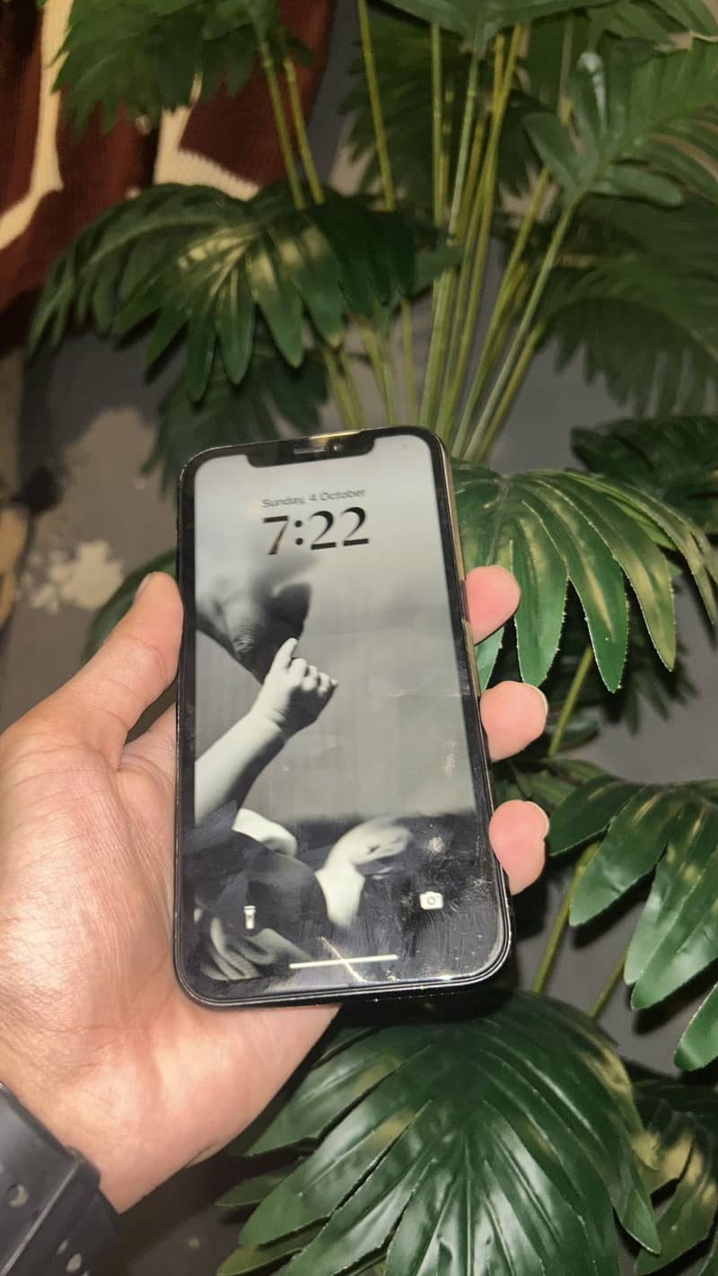 Apple iPhone X 4