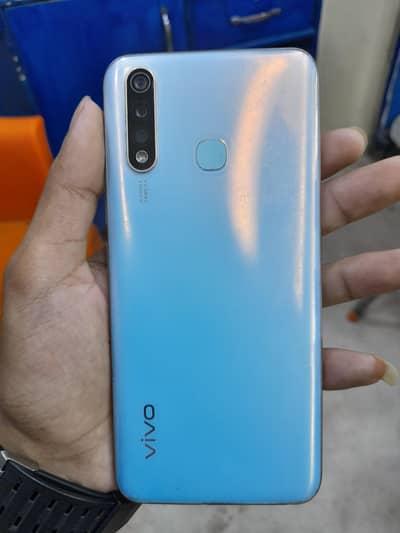 Vivo Y16