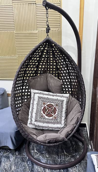 Jhulla Chair with Stand & Cushions