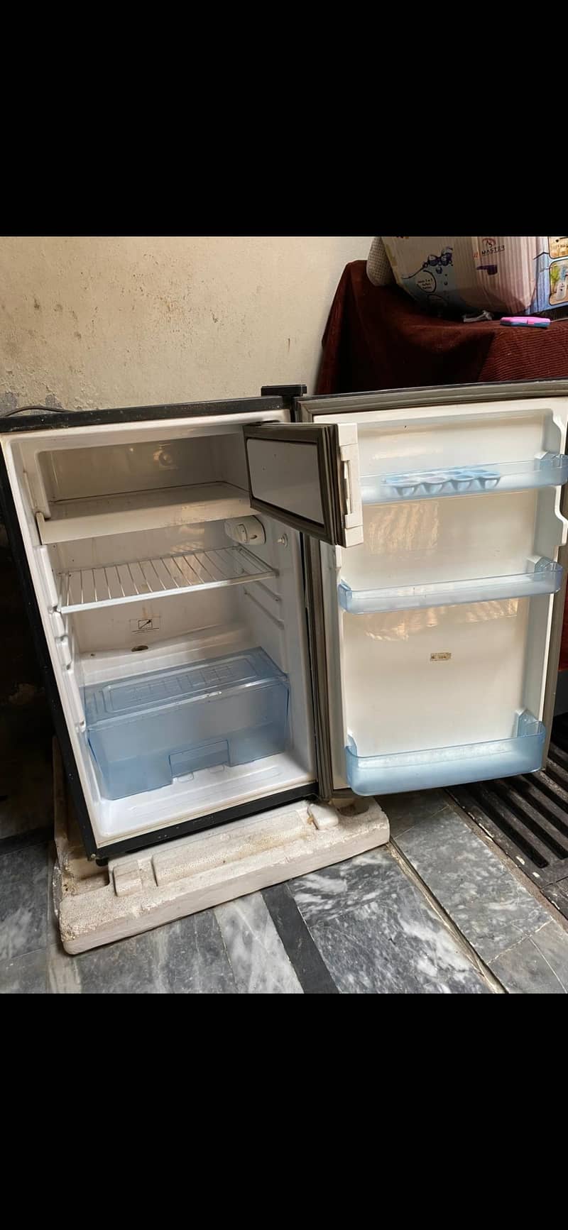 Mini Dawlance Freezer 3