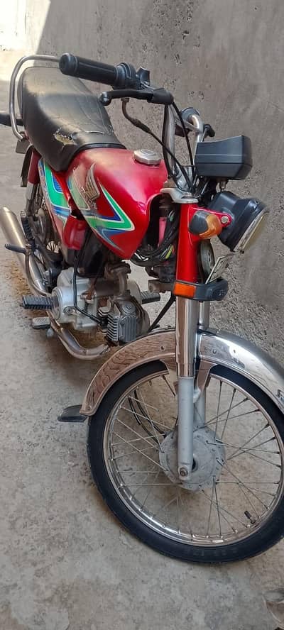 Honda cd 70 for sale urgent jis ko lyni  whi rabta kary
