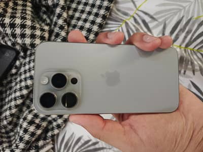 Apple iPhone 15 Pro