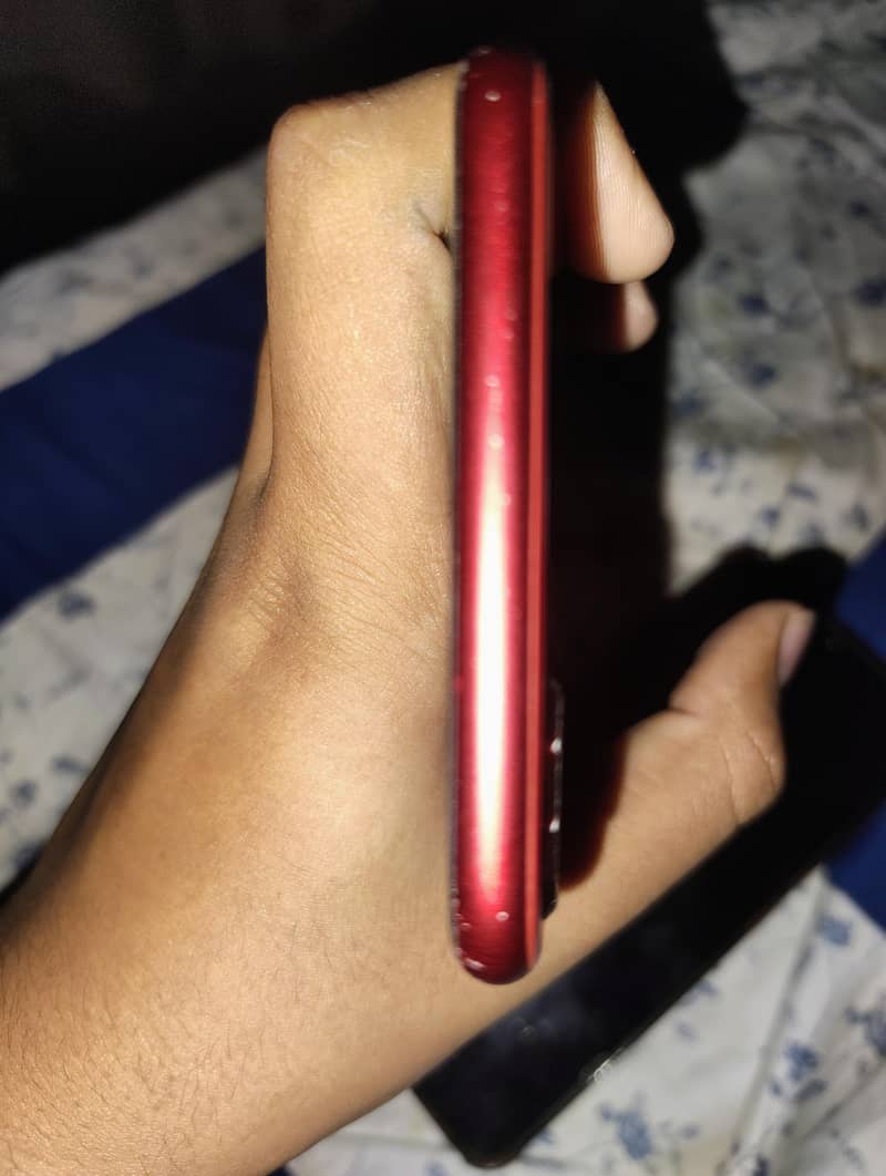 Apple iPhone 8 Plus 5