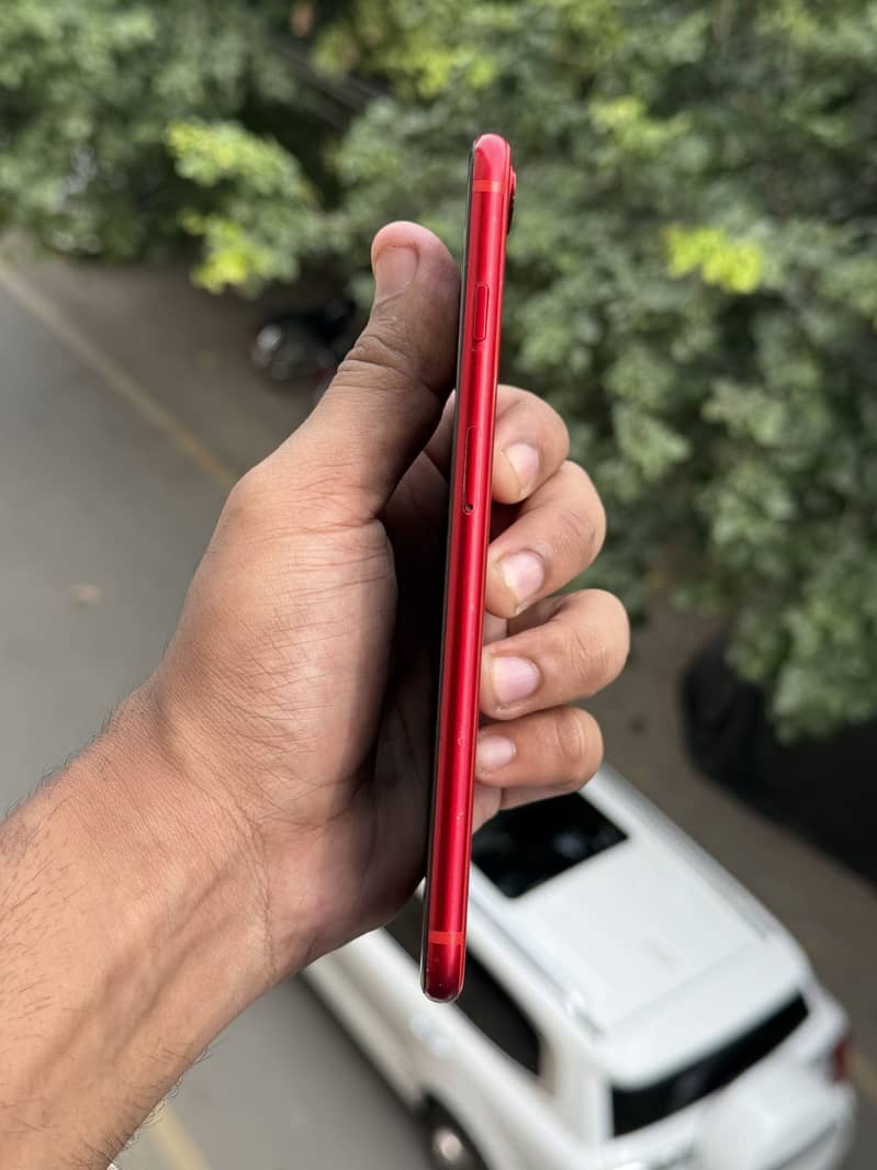 Apple iPhone 8 Plus 3