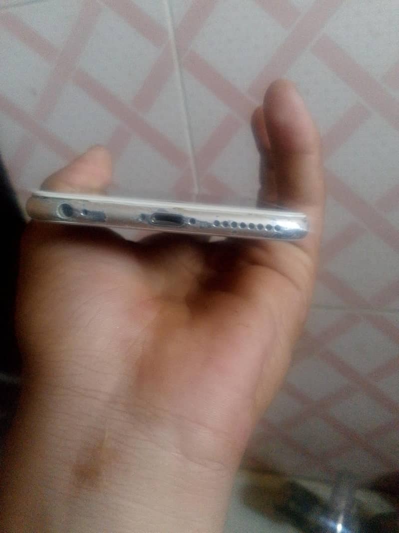 Apple iPhone 6 2