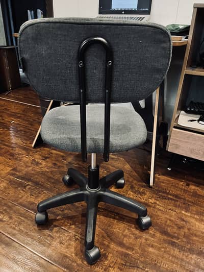 BRAND NEW INTERWOOD SOFT REVOLVING + HEIGHT ADJUSTMENT CHAIR