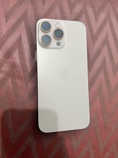 Apple iPhone 16 Pro Max