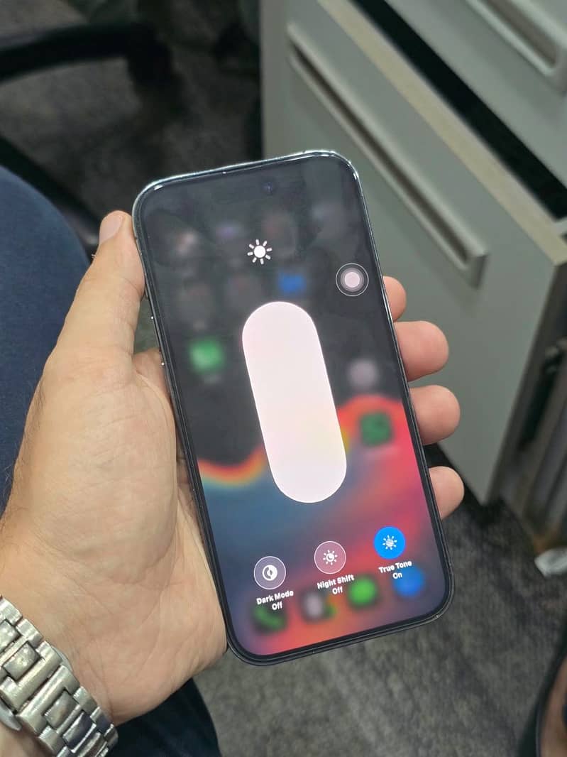 iPhone 14 Pro 4