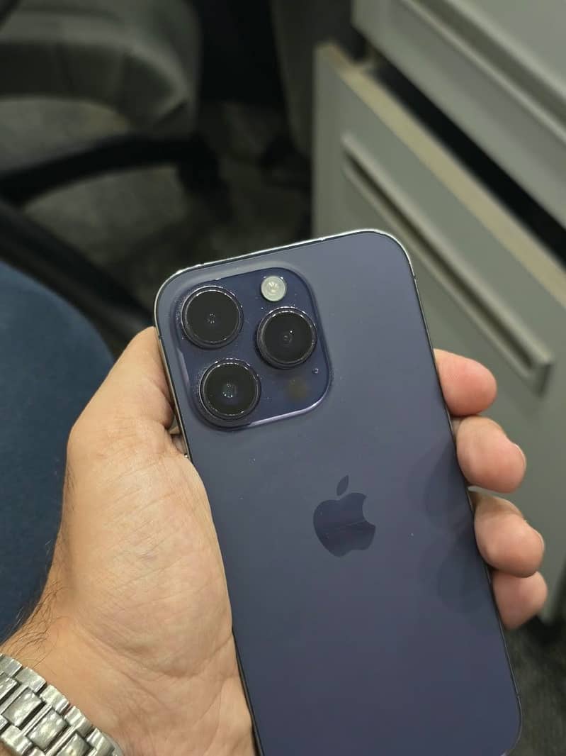 iPhone 14 Pro 6
