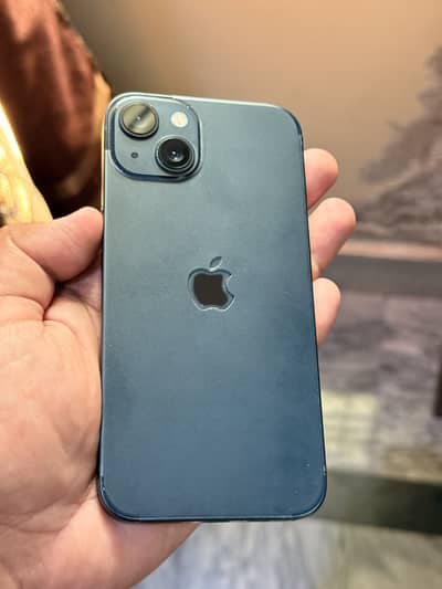 Apple iPhone 13