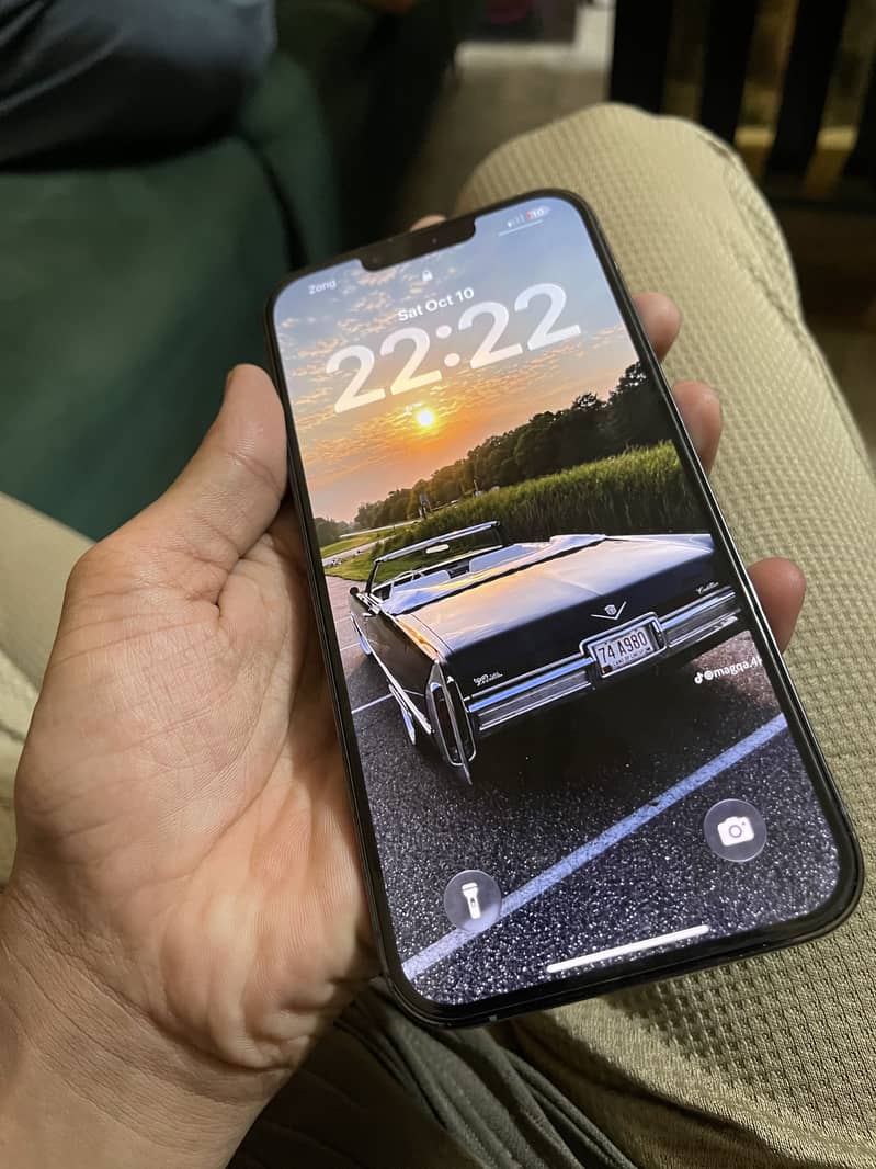 Apple iPhone 13 Pro Max 5