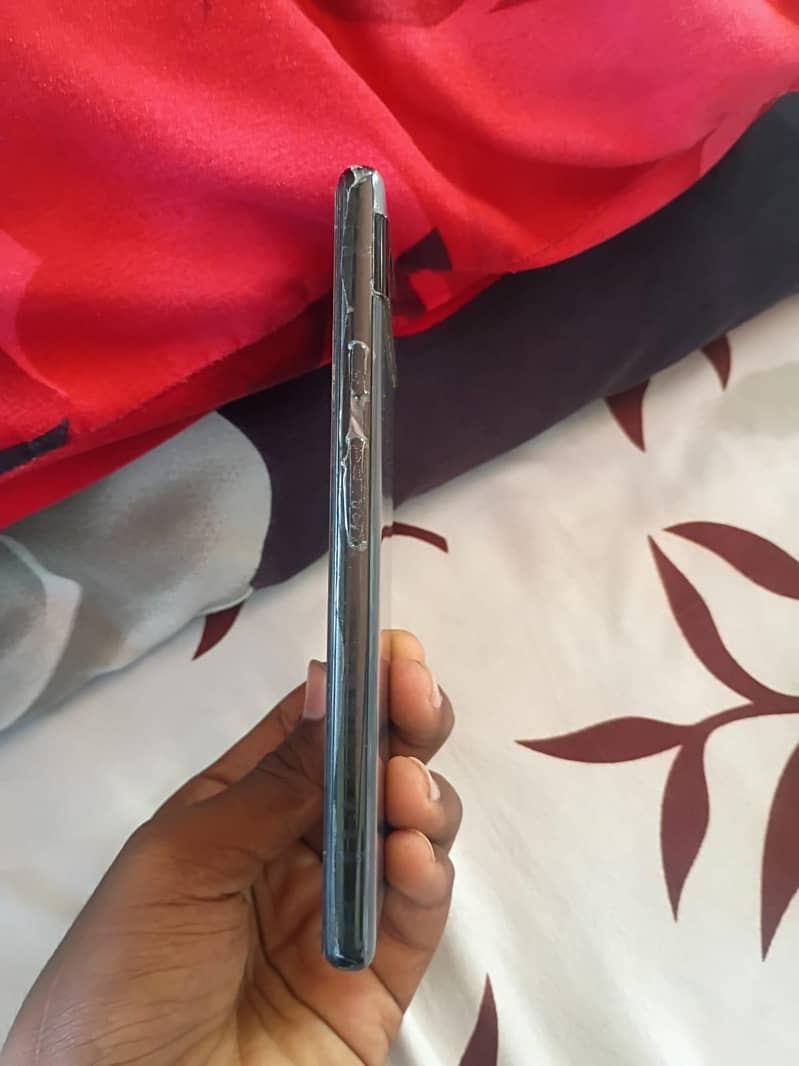 Google Pixel 6a 1