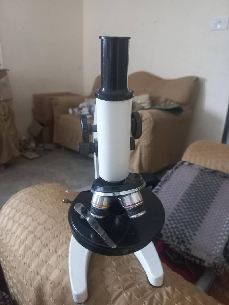 Microscope Machine 0