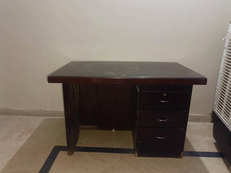 office and study table 4