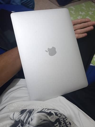 Macbook pro core i5