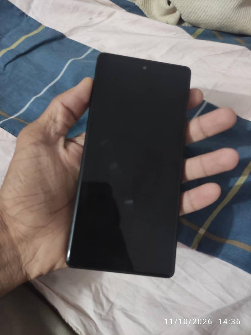 Google Pixel 6 5