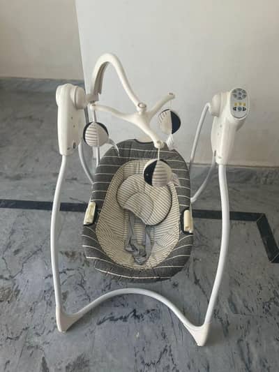 ELECTRIC BABY SWING FOR SALE!!!!