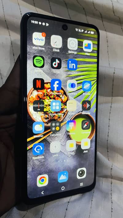 vivo y19s 8/128gb 4 months warranty