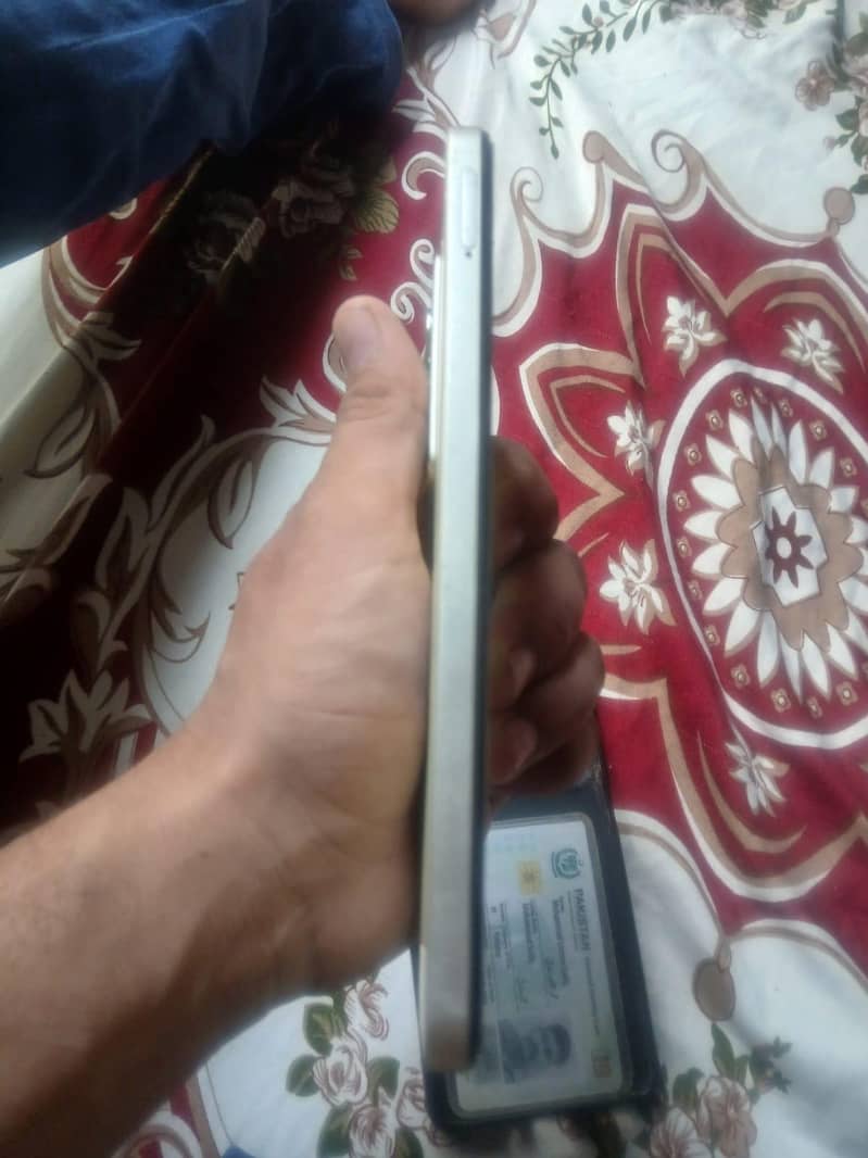 Realme C75 3