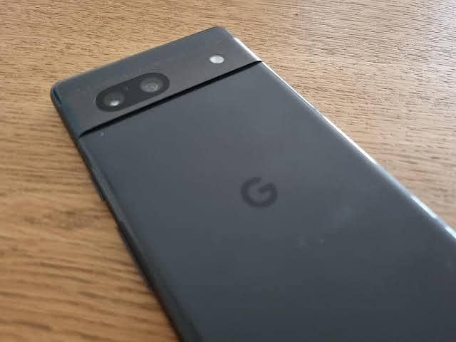 Google Pixel 7a 2