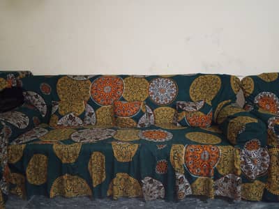 3 Piece Sofa Set for Sale in Excellent Condition"