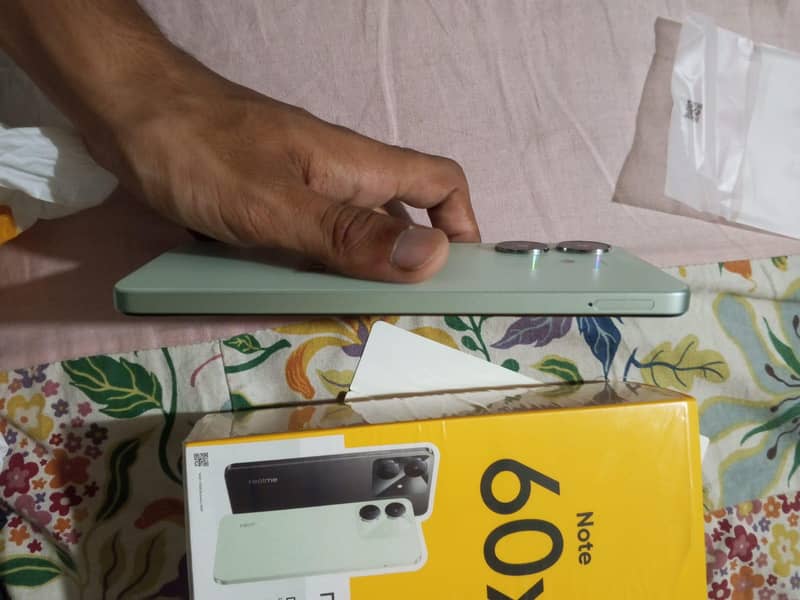 Realme Note 60x 2