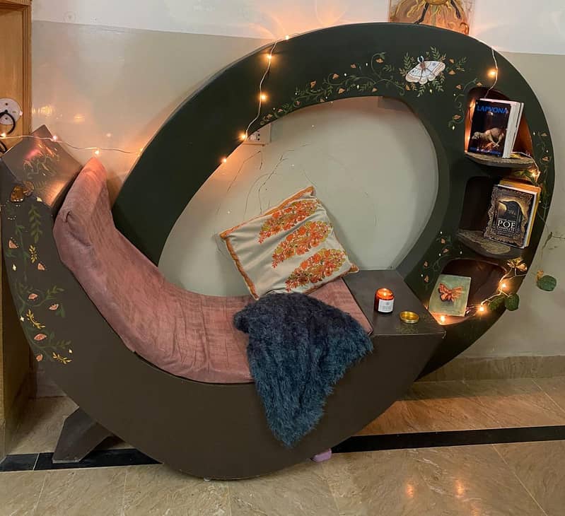 Reading nook 0