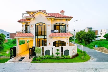 5 Marla Most Luxury Design House Available For Sale At Top Location DHA 9 Town - Must Be See