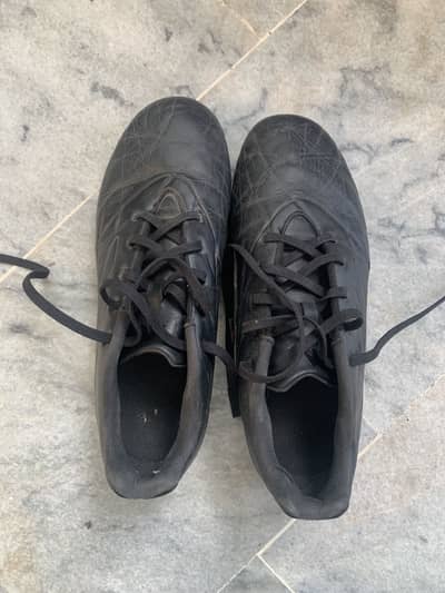 Football shoes