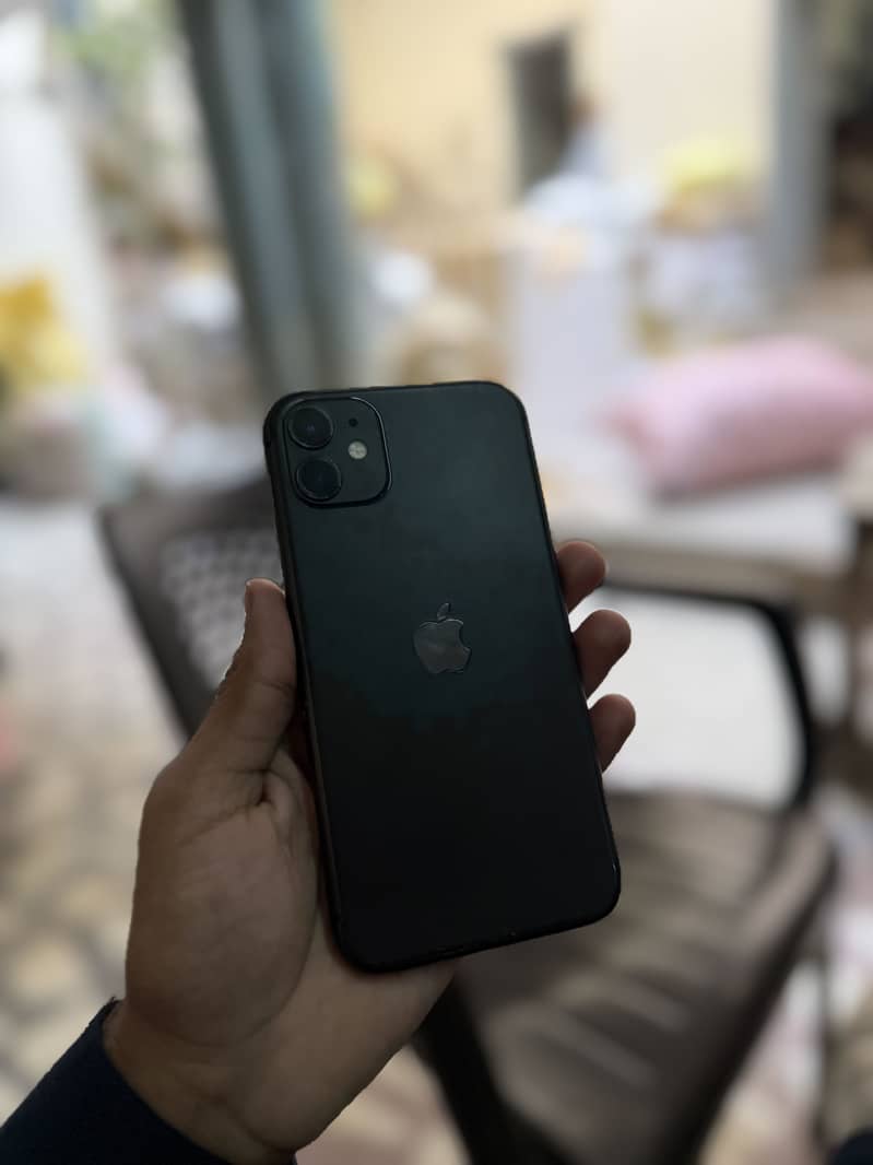 iPhone 11 0